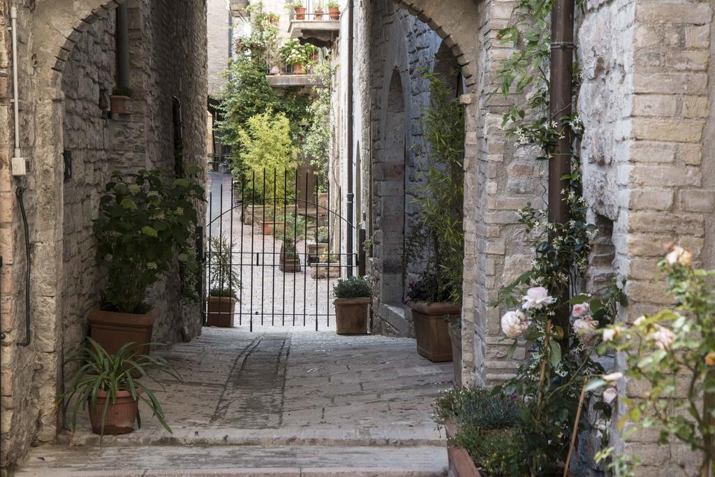 Residenza La Corte Assisi Bed & Breakfast Exterior photo