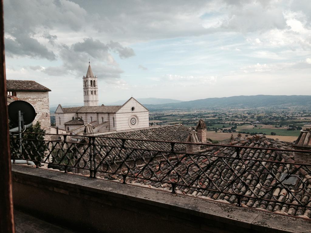 Residenza La Corte Assisi Bed & Breakfast Exterior photo